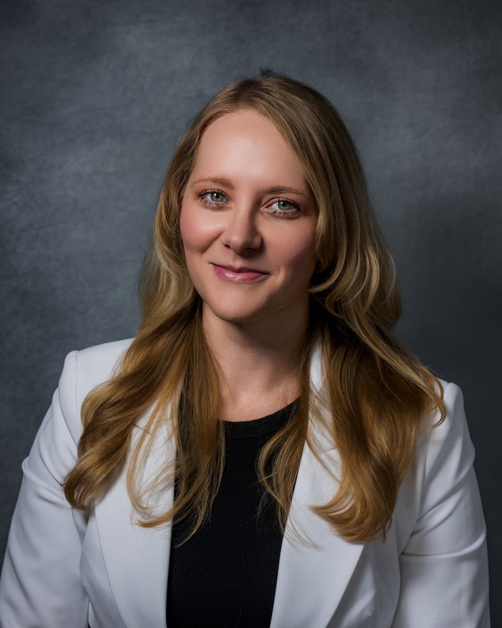 Professional headshot in Savannah, GA by David Monroe